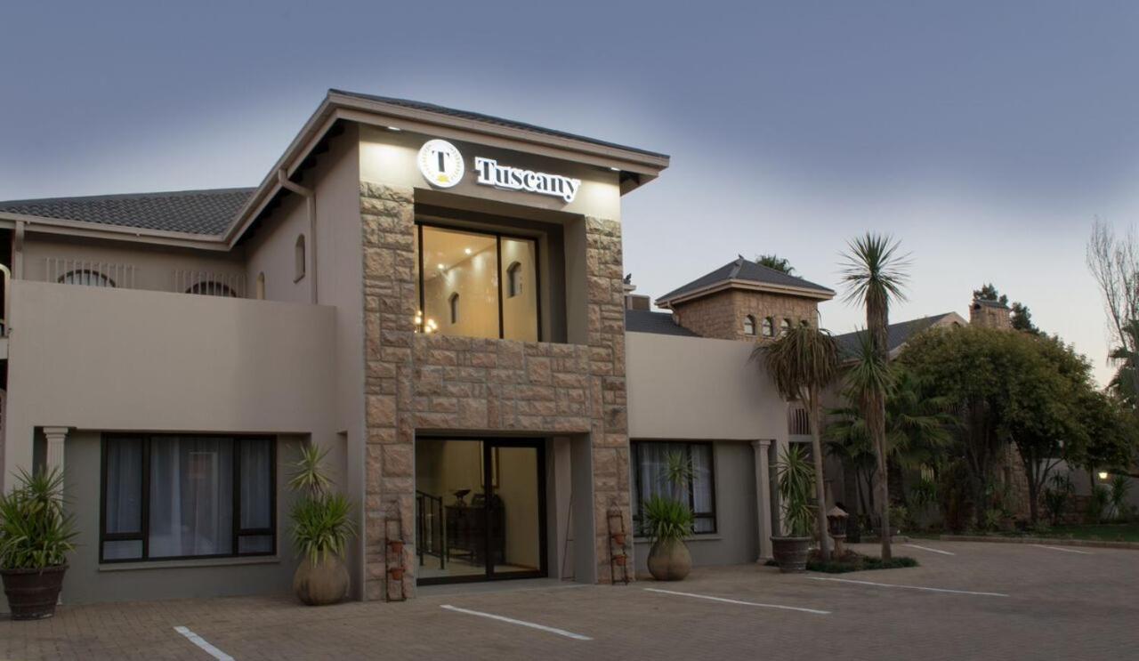 Tuscany Vryburg Eksteriør bilde